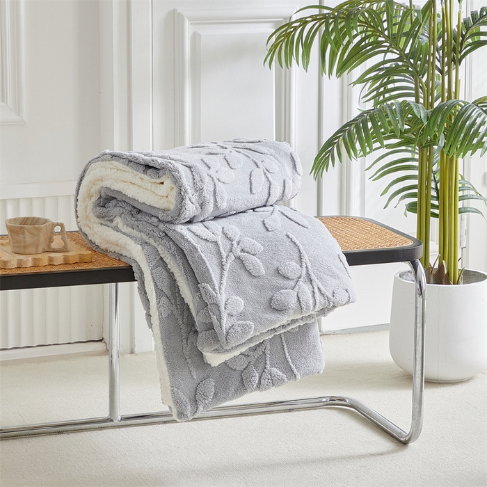 91家纺网 家纺一手货源 找家纺 温宁2025新款跨境外贸专供树叶毯 树叶-银灰