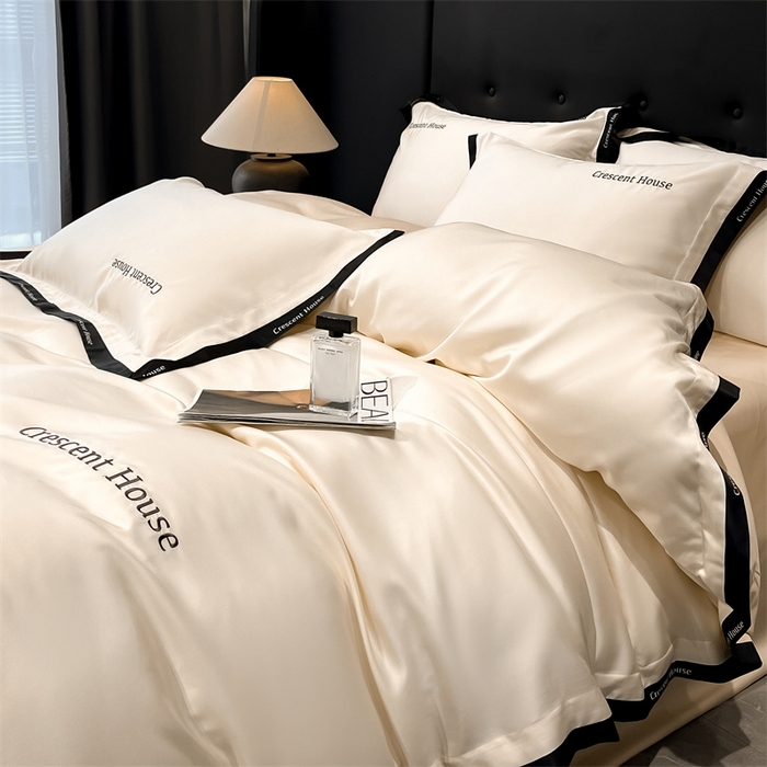 91家纺网 家纺一手货源 找家纺 笙意家纺 2025新款轻奢时尚水洗冰丝四件套-奥芬系列 奥芬-奶昔白+梧桐杏