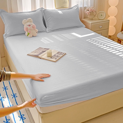 91家纺网 家纺一手货源 找家纺 恬澳家纺 2025新款森系水洗棉无印风单床笠场景二 森系-岩灰