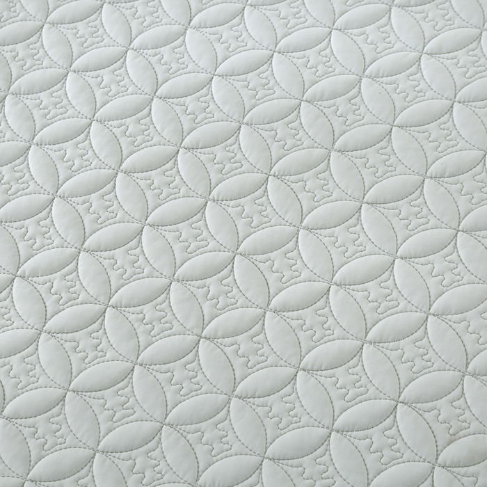 91家纺网 家纺一手货源 找家纺 OL家纺2025新款凉感丝夏被床盖款三件套 浅米灰