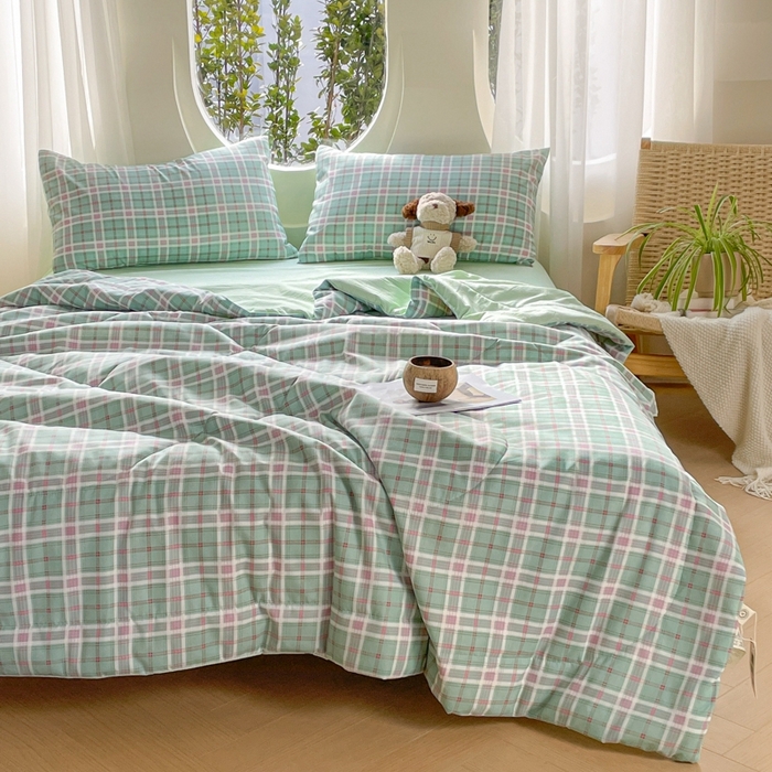 91家纺网 家纺一手货源 找家纺 老帅的工厂店 2025新款云朵棉无印风格子夏被 青柠绿