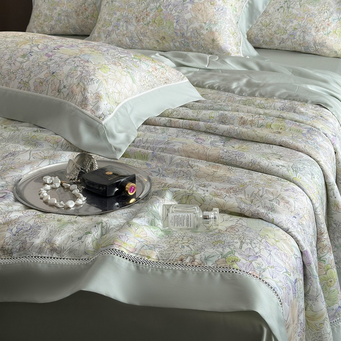 91家纺网 家纺一手货源 找家纺 娇逸家居 2025新品60支天丝数码印花高端夏被四件套 妙颜-绿