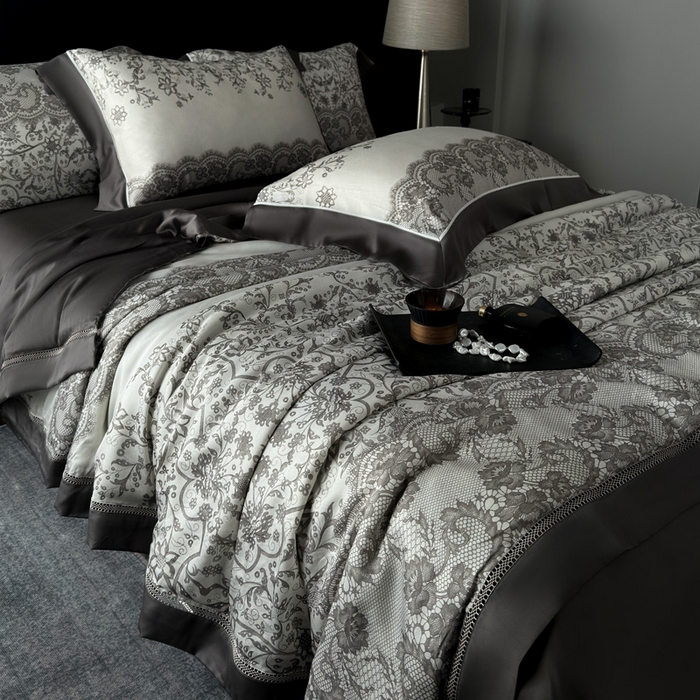 91家纺网 家纺一手货源 找家纺 娇逸家居 2025新品60支天丝数码印花高端夏被四件套 迷颖-咖