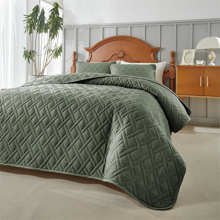 91家纺网 家纺一手货源 找家纺 温宁2025新款 跨境外贸专供直线格床盖 绿色