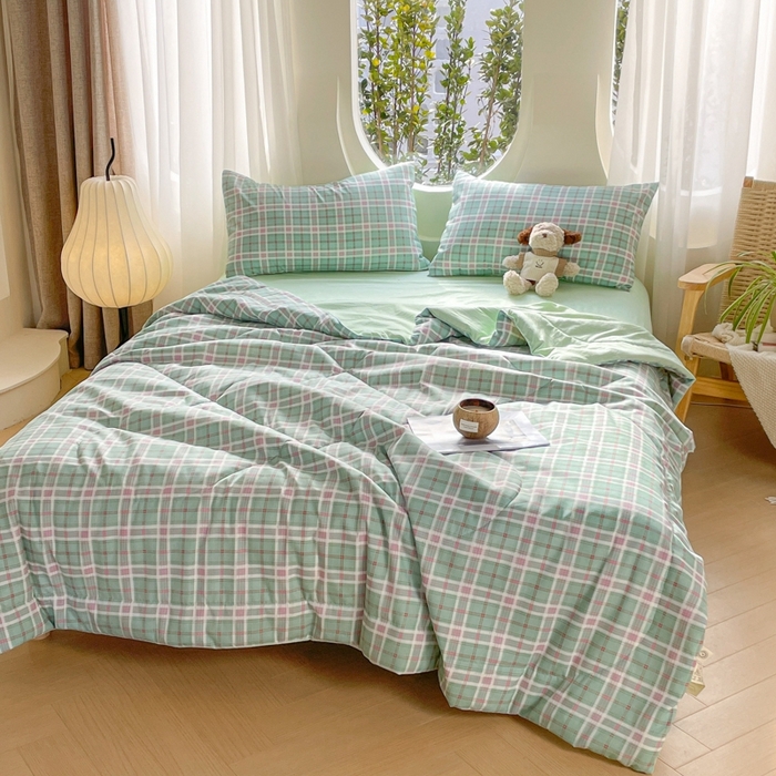 91家纺网 家纺一手货源 找家纺 老帅的工厂店 2025新款云朵棉无印风格子夏被 青柠绿