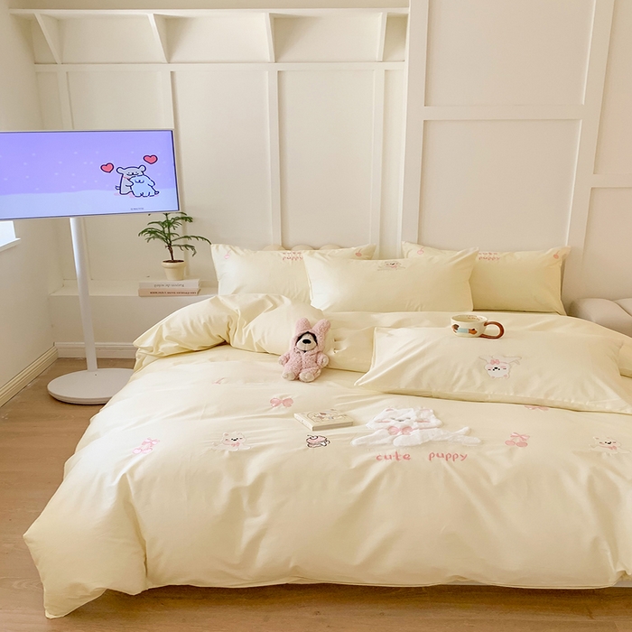 91家纺网 家纺一手货源 找家纺 蜜柚2025新款全棉纯棉贴布绣四件套 西高地-奶白