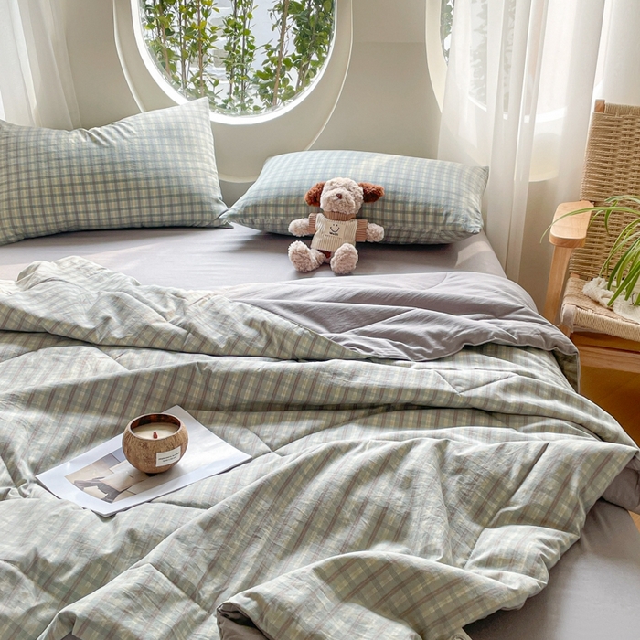 91家纺网 家纺一手货源 找家纺 老帅的工厂店 2025新款云朵棉无印风格子夏被 咖大格