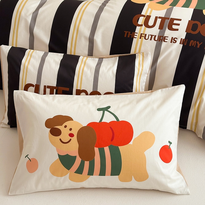 91家纺网 家纺一手货源 找家纺 卧趣家纺 2025新款全棉大版卡通数码印花纯棉四件套 可爱小狗（黑）