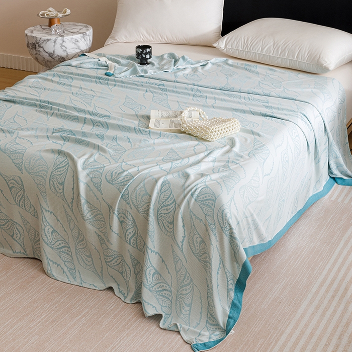 91家纺网 家纺一手货源 找家纺 朴尔家纺-2025年新款柔滑竹纤维双层纱布冷感毯毛巾被 海之声-蓝