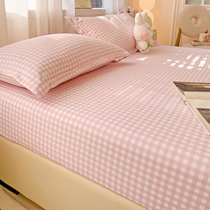 91家纺网 家纺一手货源 找家纺 恬澳家纺 2025新款森系水洗棉无印风单床笠场景二 森系-粉格