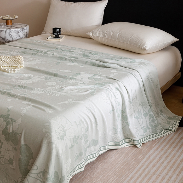 91家纺网 家纺一手货源 找家纺 朴尔家纺-2025年新款柔滑竹纤维双层纱布冷感毯毛巾被 浅花漫-绿