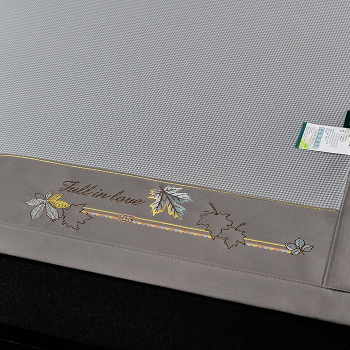 91家纺网 家纺一手货源 找家纺 小牛席业 2025新款小千鸟格枫叶款轻奢风抗菌席凉席藤席冰藤席冰丝席草席竹席乳胶席凉感豆豆席 小千鸟格-枫叶抗菌席（灰色）