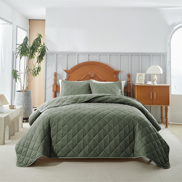 91家纺网 家纺一手货源 找家纺 温宁2025新款跨境外贸专供斜方格床盖 绿色