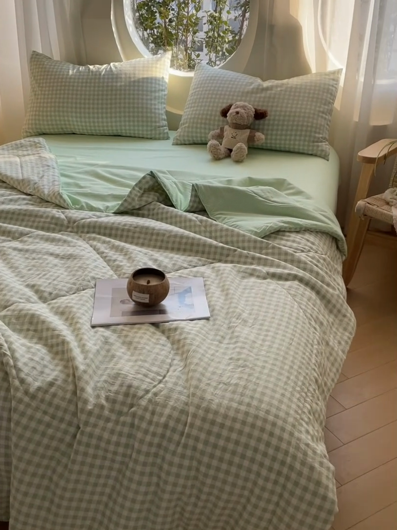 91家纺网 家纺一手货源 找家纺 老帅的工厂店 2025新款云朵棉无印风格子夏被 绿小格