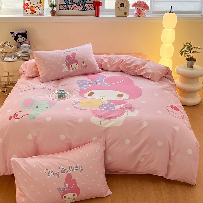 91家纺网 家纺一手货源 找家纺 蓝邻家纺 2025新款全棉大版三丽鸥四件套系列 蛋糕美乐蒂