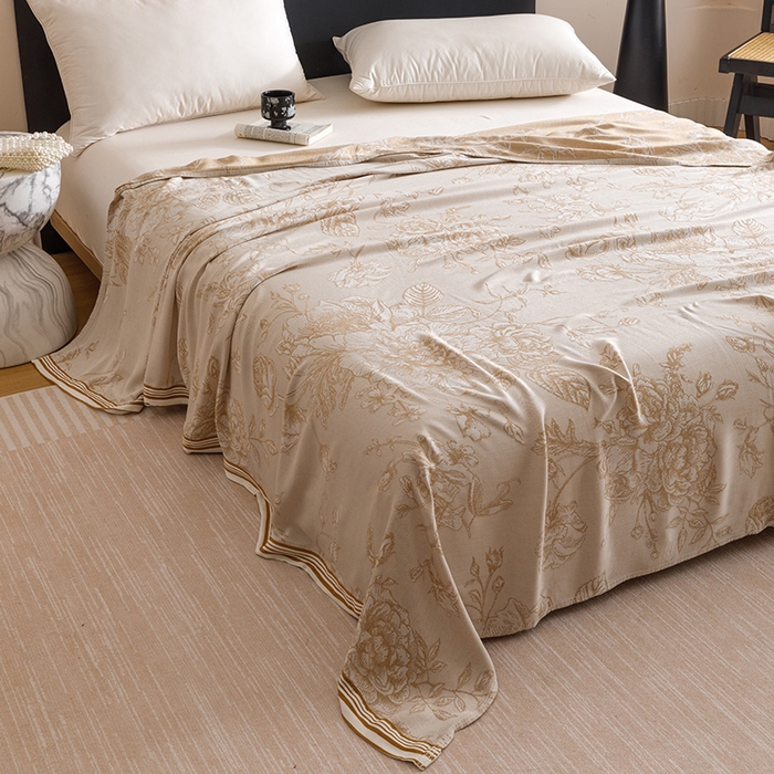 91家纺网 家纺一手货源 找家纺 朴尔家纺-2025年新款柔滑竹纤维双层纱布冷感毯毛巾被 漫花-驼