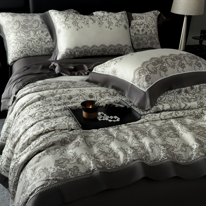 91家纺网 家纺一手货源 找家纺 娇逸家居 2025新品60支天丝数码印花高端夏被四件套 迷颖-咖