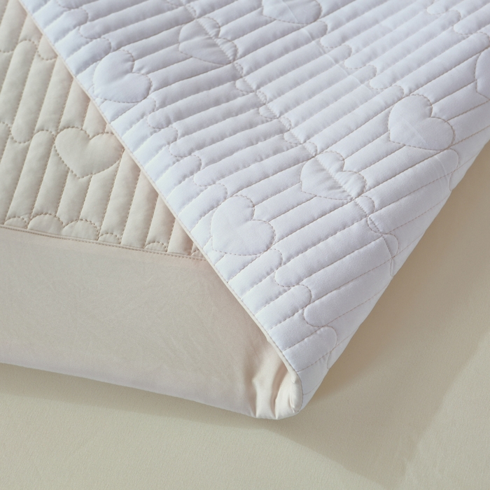 91家纺网 家纺一手货源 找家纺 OL家纺2025新款玉锦缎纯色床盖三件套-薰衣草 米色