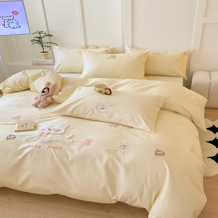 91家纺网 家纺一手货源 找家纺 蜜柚2025新款全棉纯棉贴布绣四件套 西高地-奶白