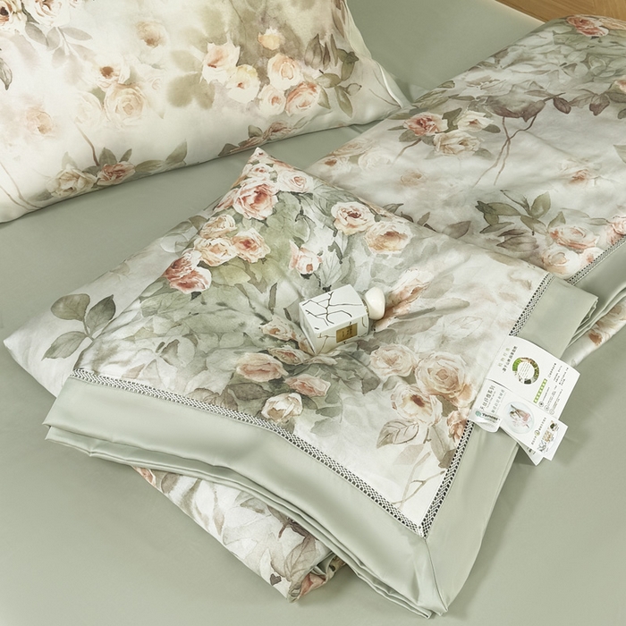 91家纺网 家纺一手货源 找家纺 娇逸家居 2025新品60支天丝数码印花高端夏被四件套 莫奈花园-绿