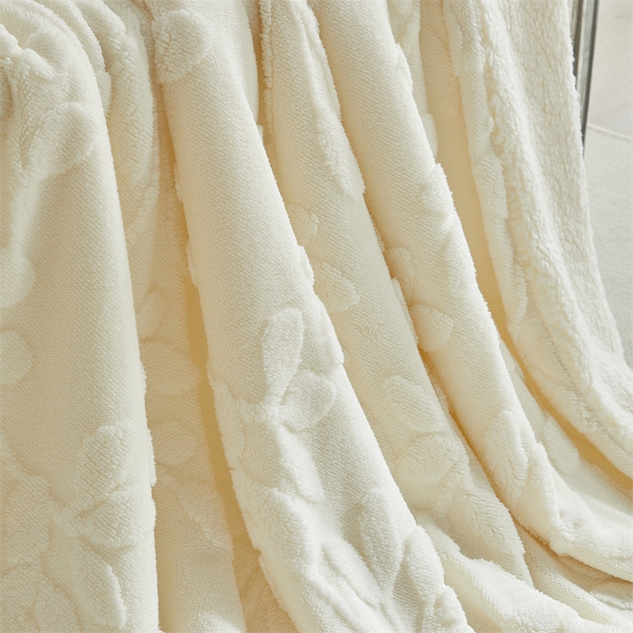 91家纺网 家纺一手货源 找家纺 温宁2025新款跨境外贸专供树叶毯 树叶-米白