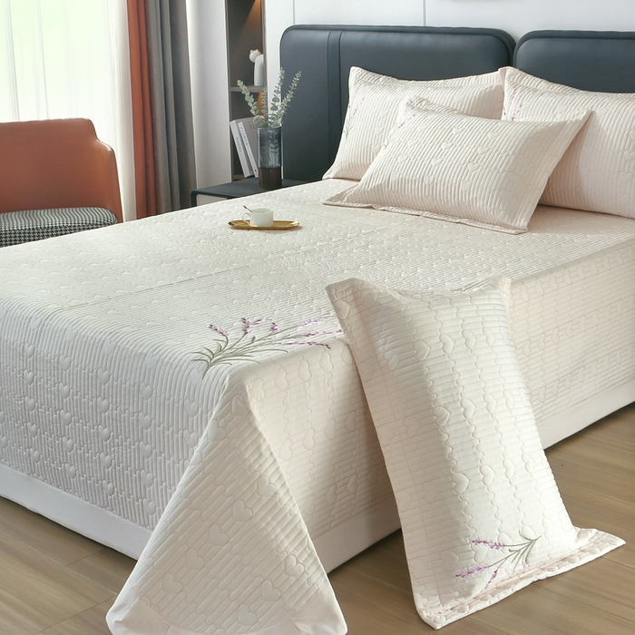 91家纺网 家纺一手货源 找家纺 OL家纺2025新款玉锦缎纯色床盖三件套-薰衣草 米色