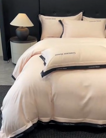 91家纺网 家纺一手货源 找家纺 笙意家纺 2025新款轻奢时尚水洗冰丝四件套-奥芬系列 奥芬-奶油粉