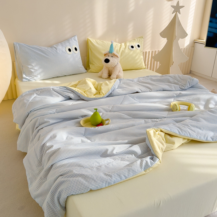 91家纺网 家纺一手货源 找家纺 老帅的工厂店 2025新款多巴胺水洗云朵棉大眼睛系列夏被四件套 海盐芝士