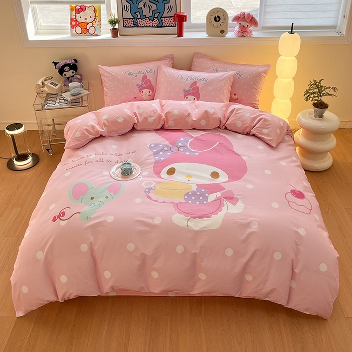 91家纺网 家纺一手货源 找家纺 蓝邻家纺 2025新款全棉大版三丽鸥四件套系列 蛋糕美乐蒂