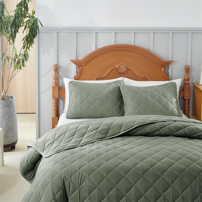 91家纺网 家纺一手货源 找家纺 温宁2025新款跨境外贸专供斜方格床盖 绿色