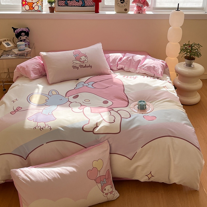 91家纺网 家纺一手货源 找家纺 蓝邻家纺 2025新款全棉大版三丽鸥四件套系列 粉兔亲亲