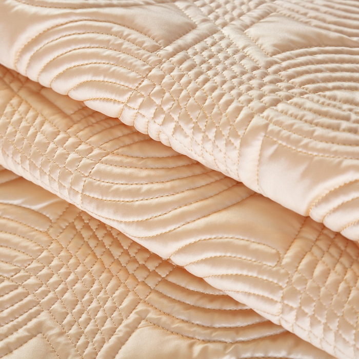 91家纺网 家纺一手货源 找家纺 OL家纺2025新款冰丝绸夏被床盖款三件套 粉橘色