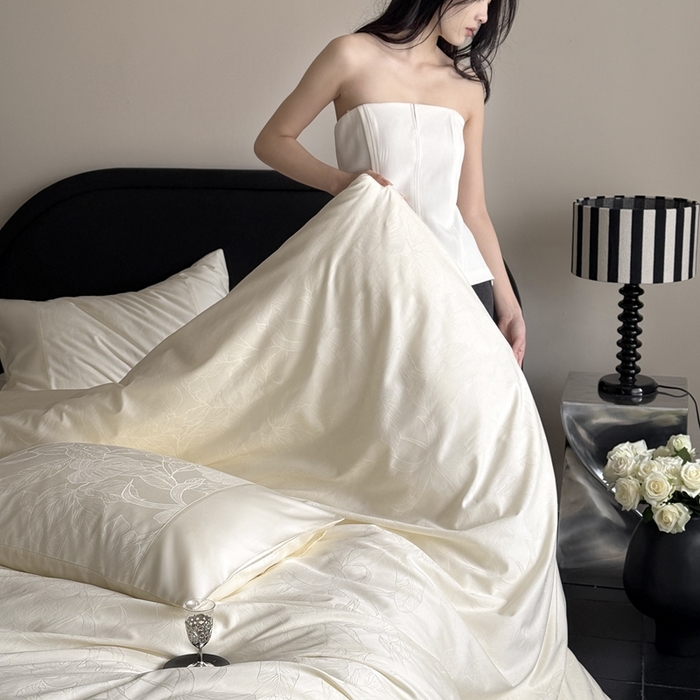 91家纺网 家纺一手货源 找家纺 鹿班家居 2025年春夏款100S长绒棉精美提花四件套-夏日暮野（标准会员-20元） 夏日暮野-白色