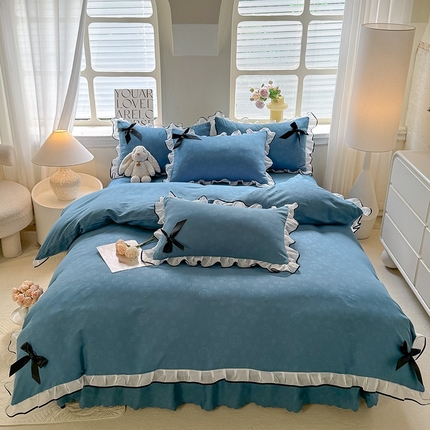 91家纺网 家纺一手货源 找家纺 莉莉安家纺 2025新款韩版亲肤磨毛花边蝴蝶结浪漫蕾丝花边款四件套--甜心系列【提供买家秀】 甜心-牛仔蓝