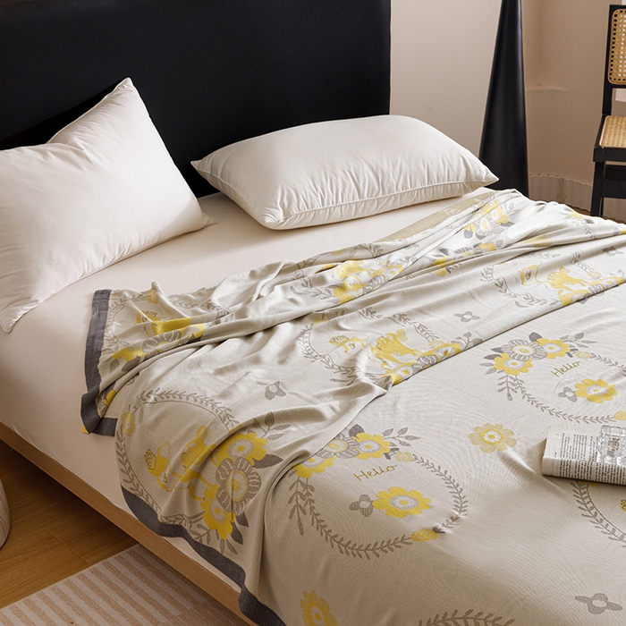 91家纺网 家纺一手货源 找家纺 朴尔家纺-2025年新款柔滑竹纤维双层纱布冷感毯毛巾被 若花镜-黄