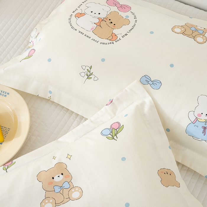 91家纺网 家纺一手货源 找家纺 良佐生活 2025新款A类高支高密全棉压线儿童枕套纯棉学生枕头套 心心相印