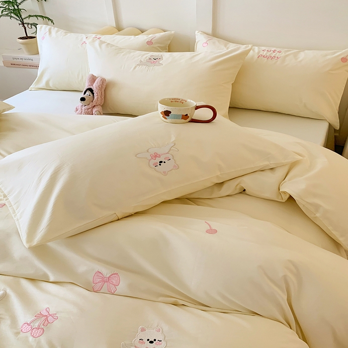 91家纺网 家纺一手货源 找家纺 蜜柚2025新款全棉纯棉贴布绣四件套 西高地-奶白