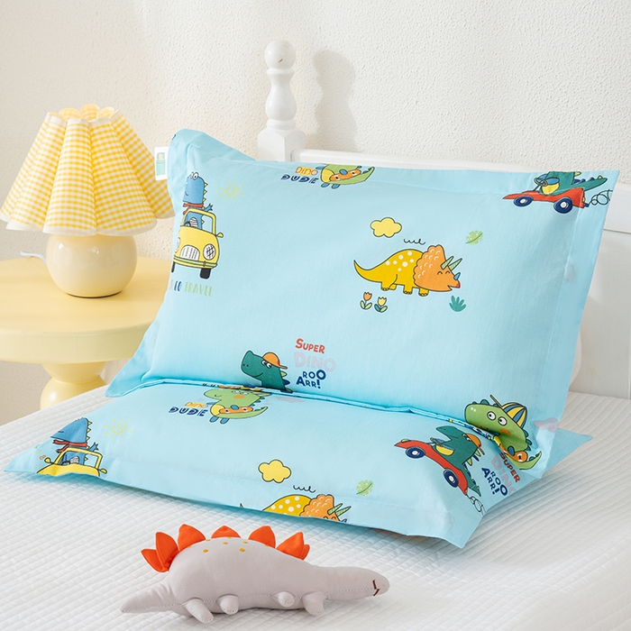 91家纺网 家纺一手货源 找家纺 良佐生活 2025新款A类高支高密全棉压线儿童枕套纯棉学生枕头套 七彩恐龙