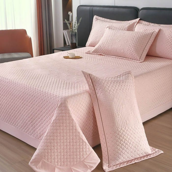 91家纺网 家纺一手货源 找家纺 OL家纺2025新款玉锦缎纯色床盖三件套-巴格莉 浅玉