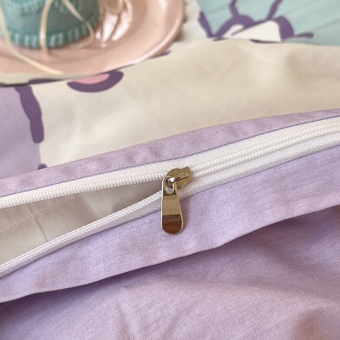 91家纺网 家纺一手货源 找家纺 蓝邻家纺 2025新款全棉大版三丽鸥四件套系列 糖果