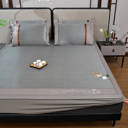 91家纺网 家纺一手货源 找家纺 小牛席业 2025新款绣球草本加厚（床笠款）清凉席凉席藤席冰藤席冰丝席草席竹席乳胶席凉感豆豆席 加厚款-绣球草本清凉席（床笠款）-黑