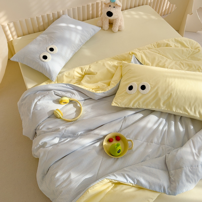 91家纺网 家纺一手货源 找家纺 老帅的工厂店 2025新款多巴胺水洗云朵棉大眼睛系列夏被四件套 海盐芝士