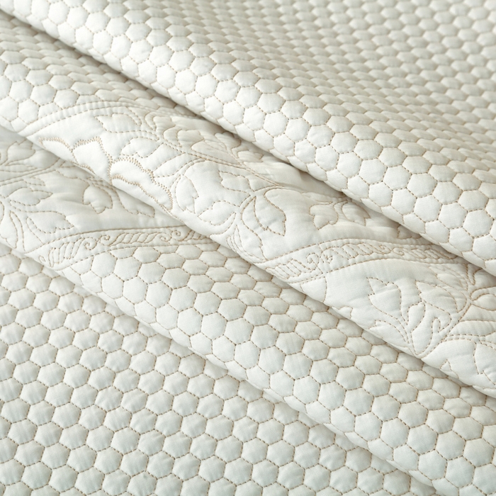 91家纺网 家纺一手货源 找家纺 OL家纺2025新款天丝床盖三件套系列-牡丹 孔白米