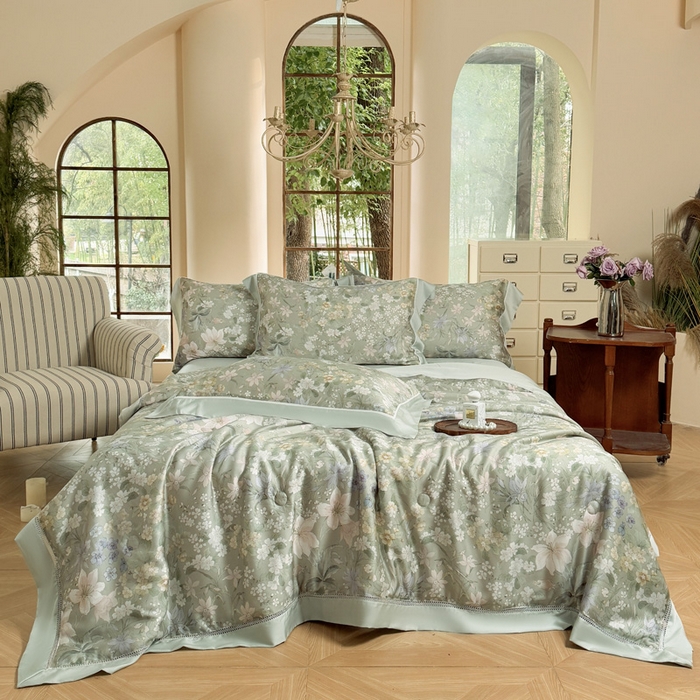 91家纺网 家纺一手货源 找家纺 娇逸家居 2025新品60支天丝数码印花高端夏被四件套 弥月