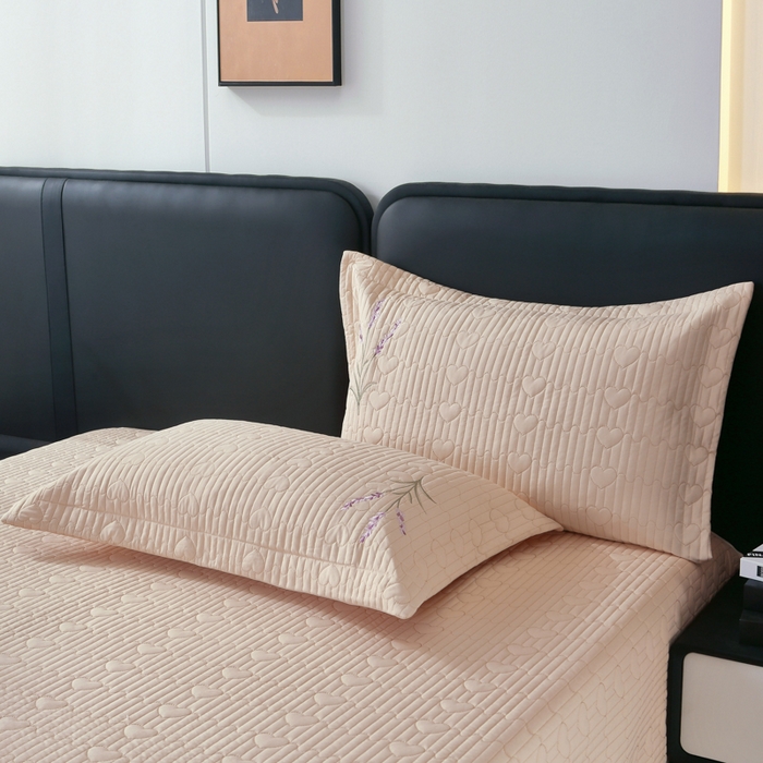 91家纺网 家纺一手货源 找家纺 OL家纺2025新款玉锦缎纯色床盖三件套-薰衣草 香槟色