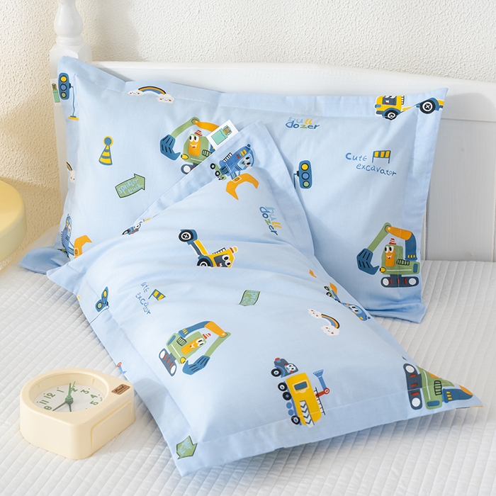 91家纺网 家纺一手货源 找家纺 良佐生活 2025新款A类高支高密全棉压线儿童枕套纯棉学生枕头套 变形计