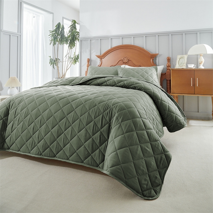 91家纺网 家纺一手货源 找家纺 温宁2025新款跨境外贸专供斜方格床盖 绿色