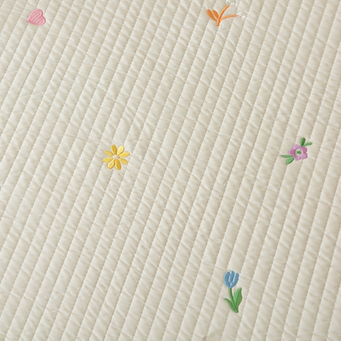 91家纺网 家纺一手货源 找家纺 OL家纺2025新款天丝床盖三件套系列-清新交响曲 孔白米