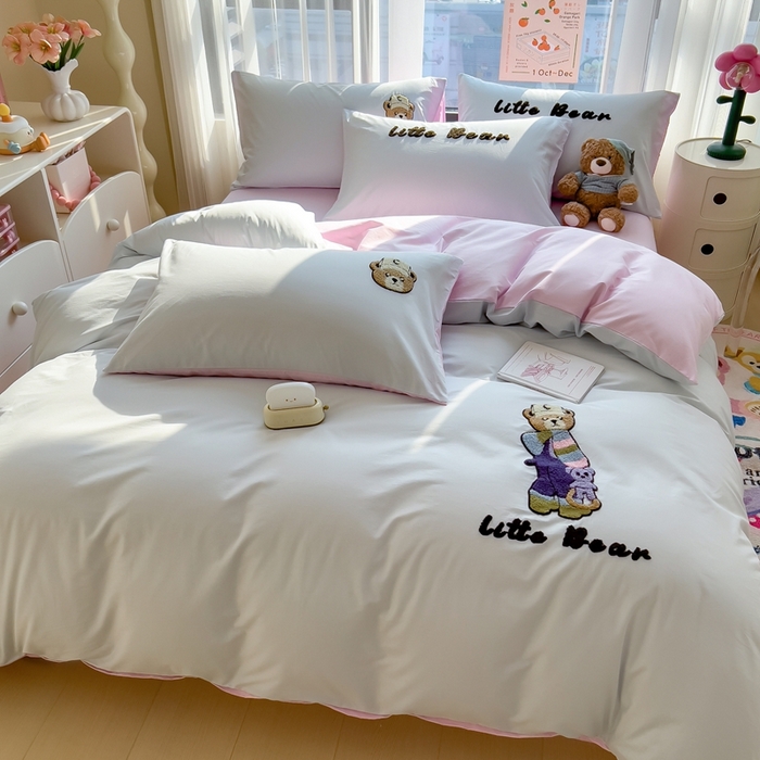 91家纺网 家纺一手货源 找家纺 （总）斯尔顿 2025年新款全棉四件套毛巾绣13372纯棉绣花三件套学生套装NB熊系列