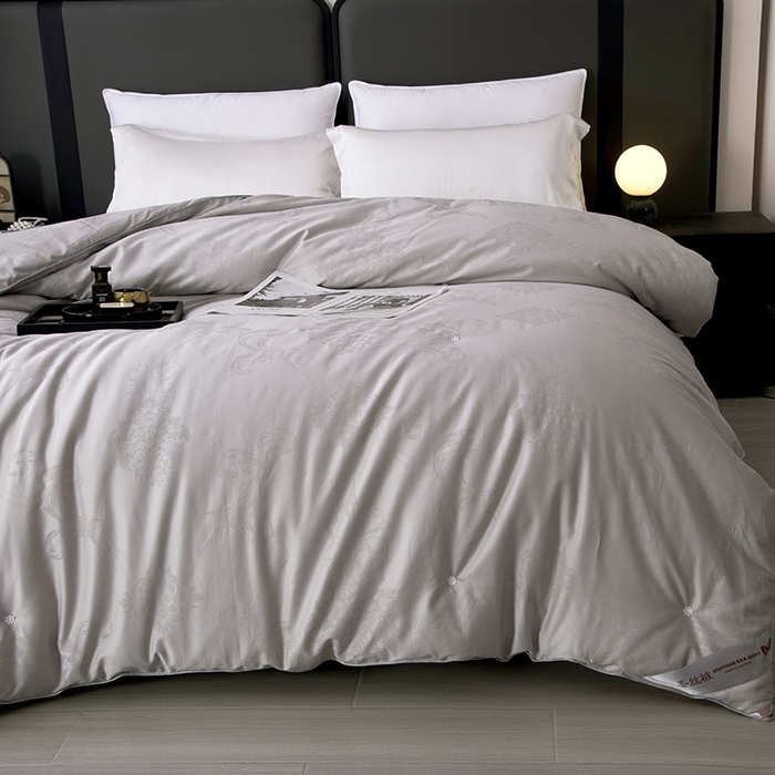 91家纺网 家纺一手货源 找家纺 鑫田家纺 2025新款60s纯棉提花婚庆蚕丝被桑蚕丝长丝春秋被子母被冬被礼品被夏被 灰